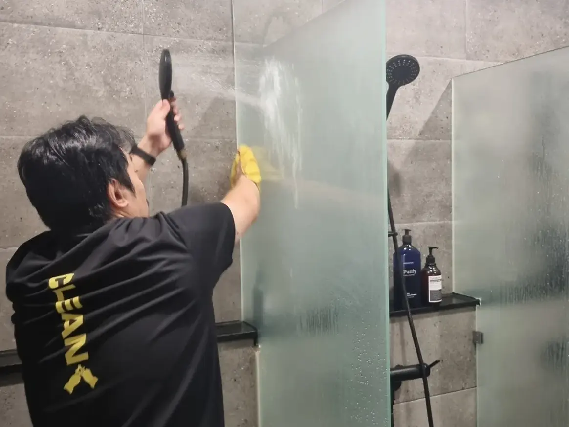 동구 가양동 헬스장 복도·대기 동선 야간 위생청소 사례 - 행진크린