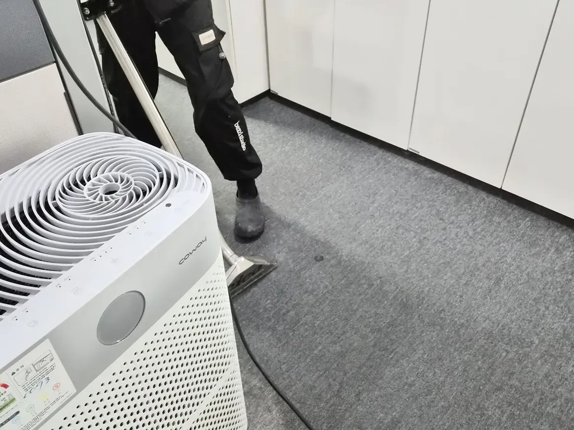 동구 신하동 사업장 로비·복도 카페트 바닥 위생청소 사례 - 행진크린